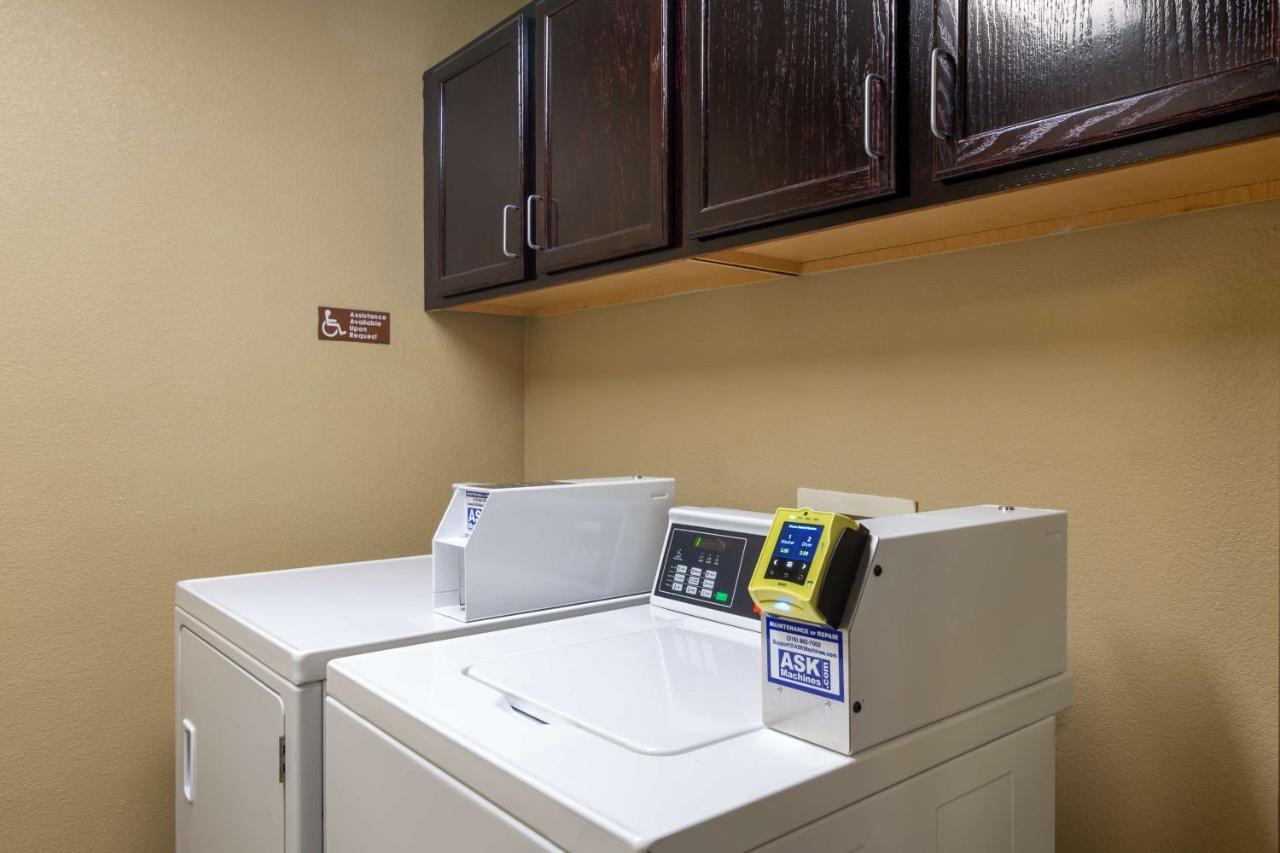 Best Western Governors Inn And Suites Ουιτσιτά Εξωτερικό φωτογραφία