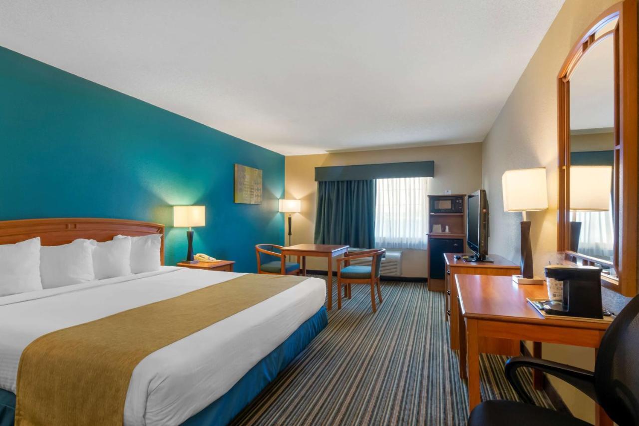 Best Western Governors Inn And Suites Ουιτσιτά Εξωτερικό φωτογραφία